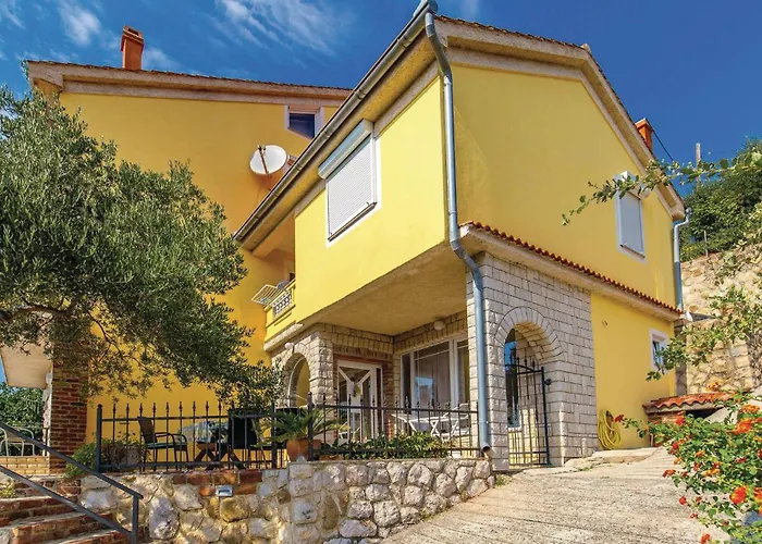 Stunning In * Supetarska Draga