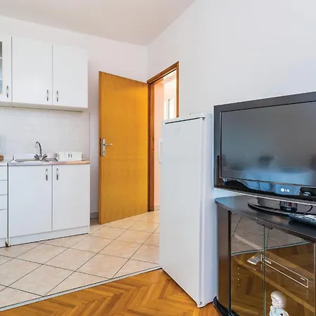 2 Bedroom Cozy In *